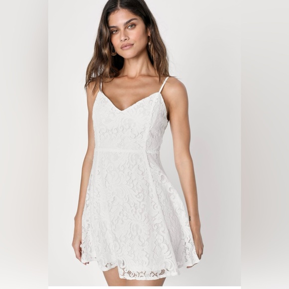 Lulus Dresses & Skirts - NWT! Lulu's White Spaghetti Strap Mini Dress